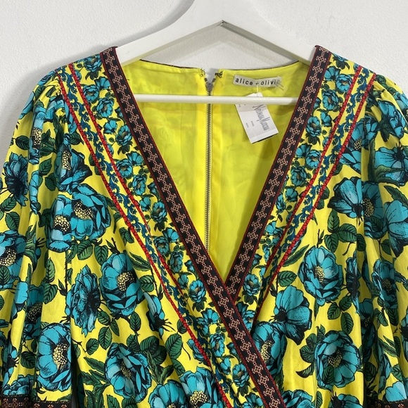 Alice + Olivia Simona Mini Wrap Dress Size 6 - Picture 6 of 16